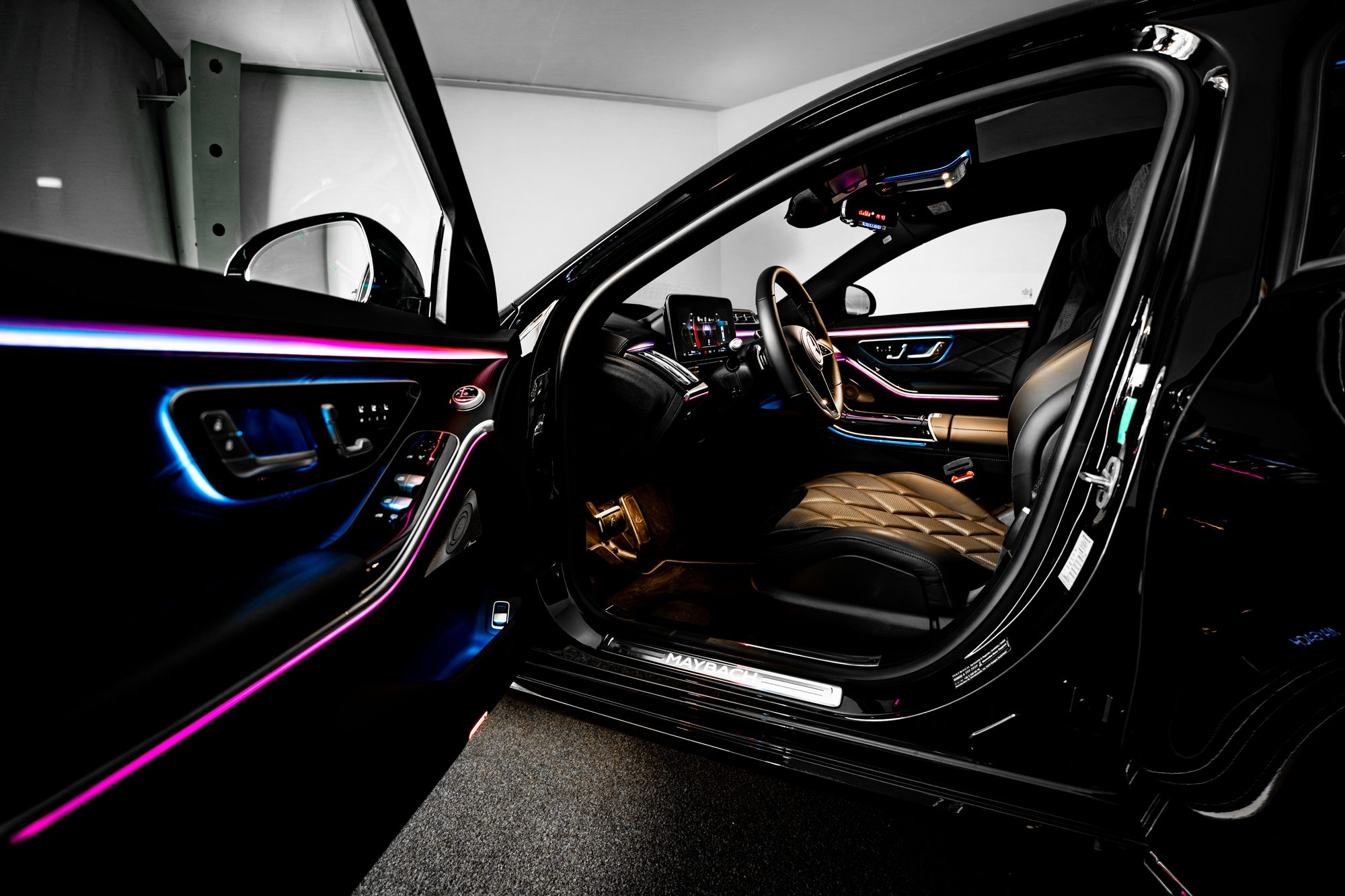 Mercedes Maybach met chauffeur